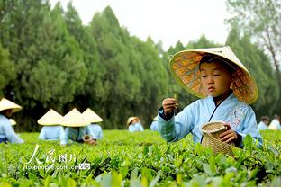 火力全开！利拉德19投11中 砍下全场最高39分11助攻外加5板3断